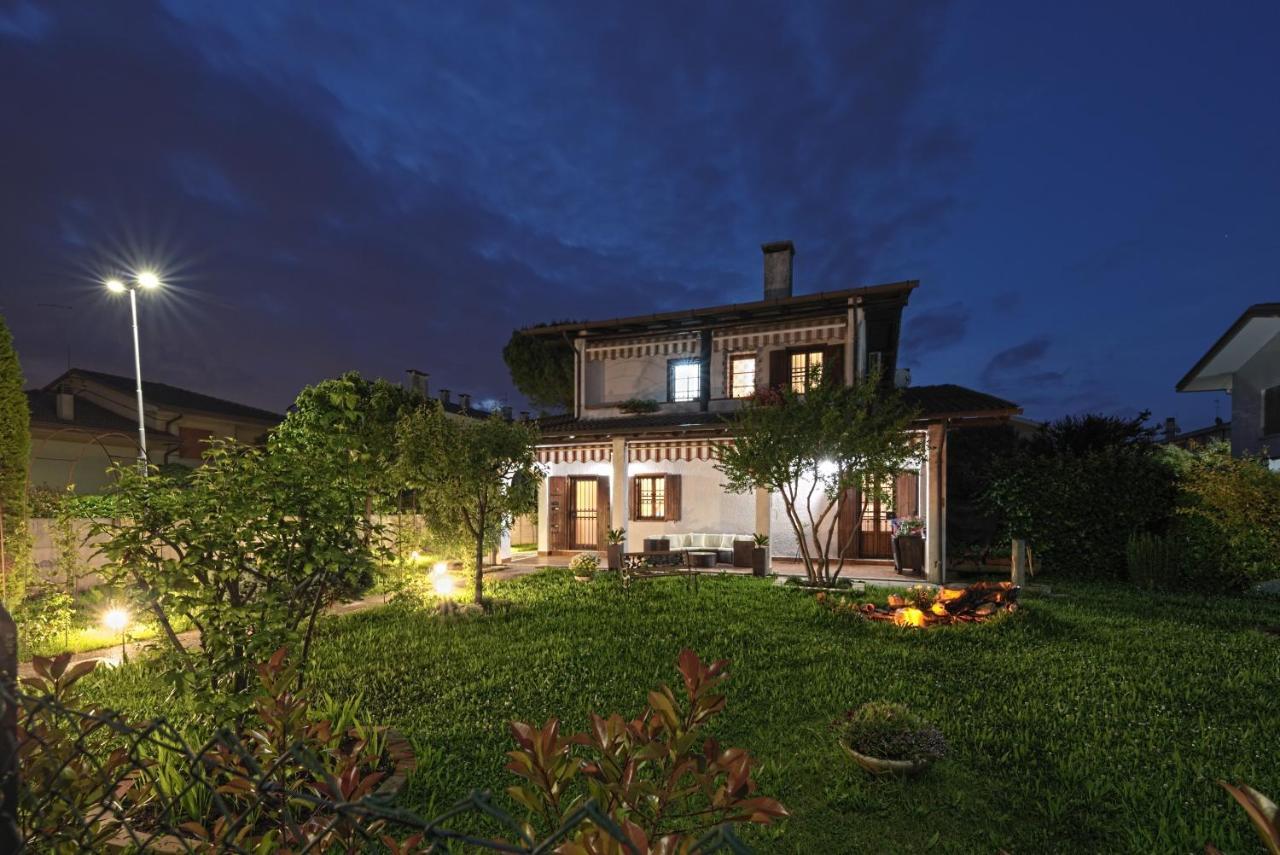 Vecchia Favola House Villa Quarto dʼAltino Exterior foto
