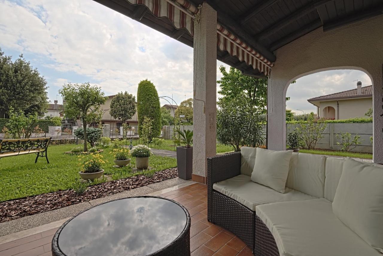 Vecchia Favola House Villa Quarto dʼAltino Exterior foto